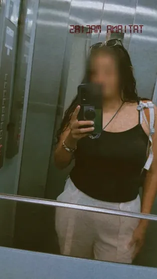Anja, 30
