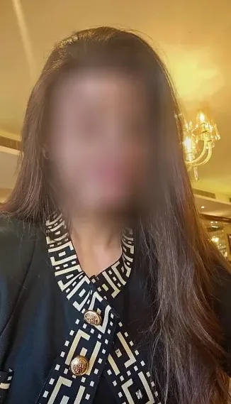 Cara, 37