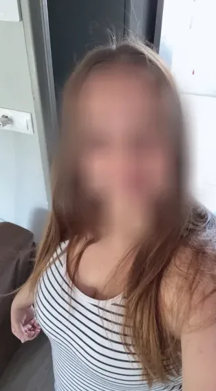 Elena, 29