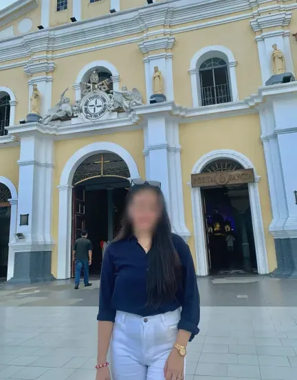 Fabienne, 24