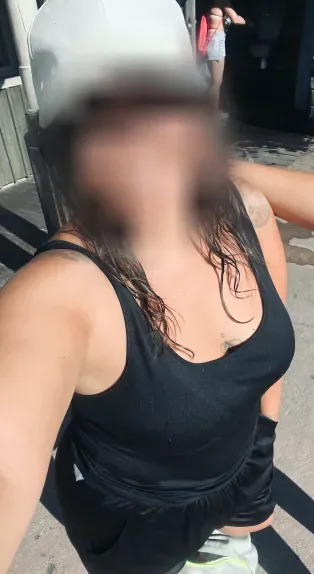 Hannah, 34