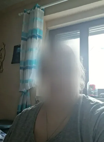 Leonie, 25