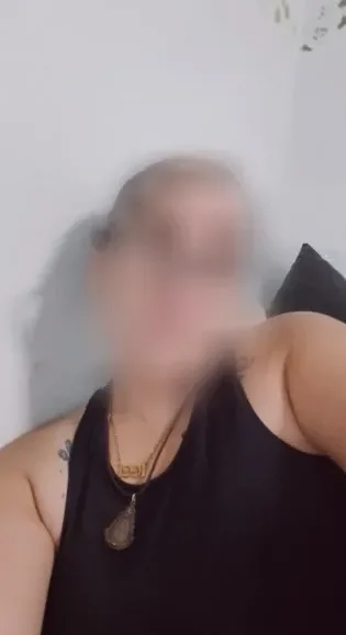 Linda, 35