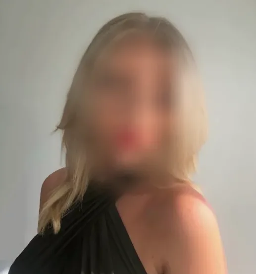 Mira, 32