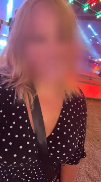 Romy, 28