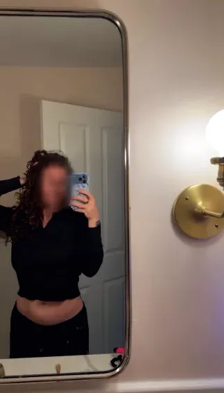 Sophia, 37