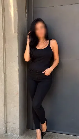 Wiebke, 33