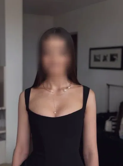 Yvonne, 38